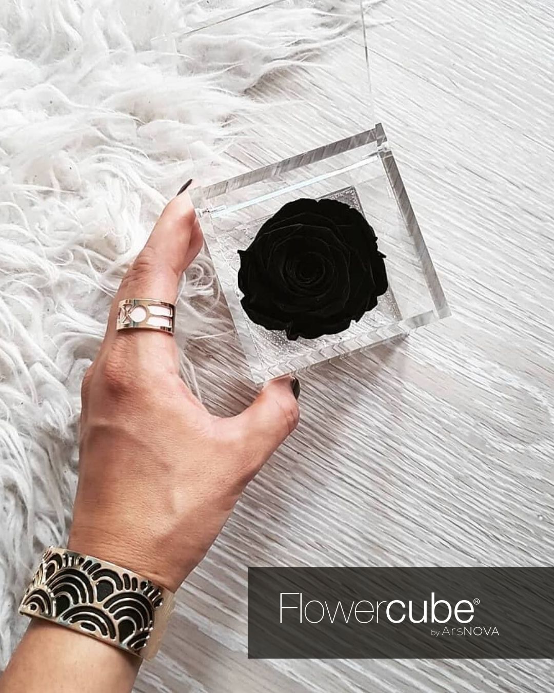 FLOWERCUBE ROSA NERA